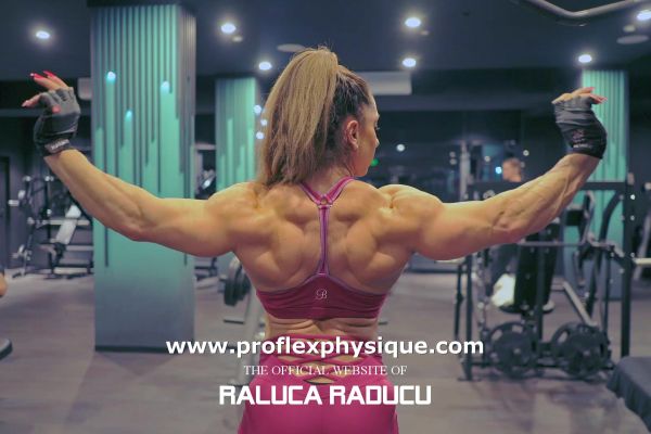 pro-raluca-raducu-vol-7-fhd-blanc-224600950E45-86A0-D0F3-5D05-D7F1CF99F8E3.jpg